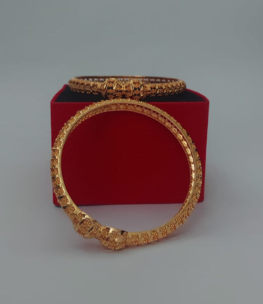 ORO-Gold Traditional Bangles