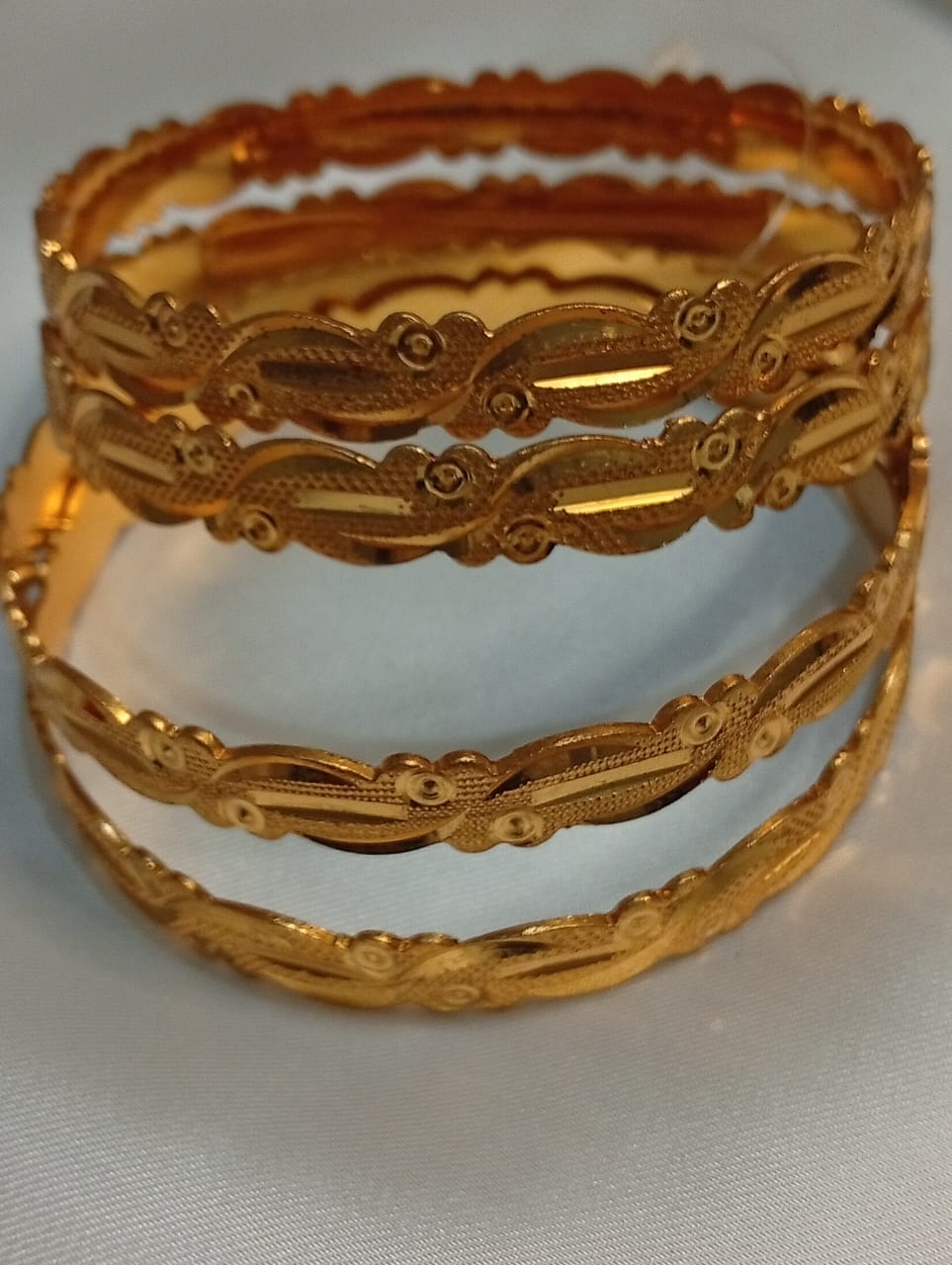 Indion Demanding Famous Gold Bangles Design